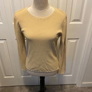 Valenti size M Knit top
